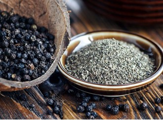 What are the health benefits of black pepper extract?