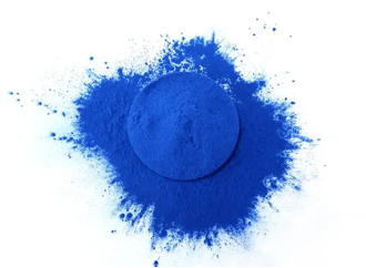 What is special about the phycocyanin powder in Spirulina extract?