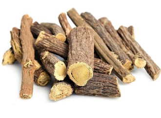 Can licorice extract glycyrrhizin be used as a sweetener?